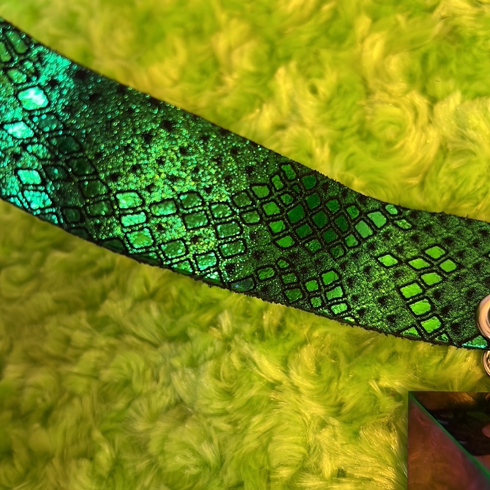 Rainbow titanium pyramid necklace choker - Picture 10 of 14
